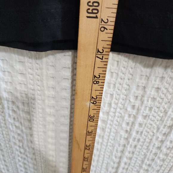 Meow Wolf Neon Black Graphic Crewneck Shirt Size X-Small Women's - Picture 9 of 10